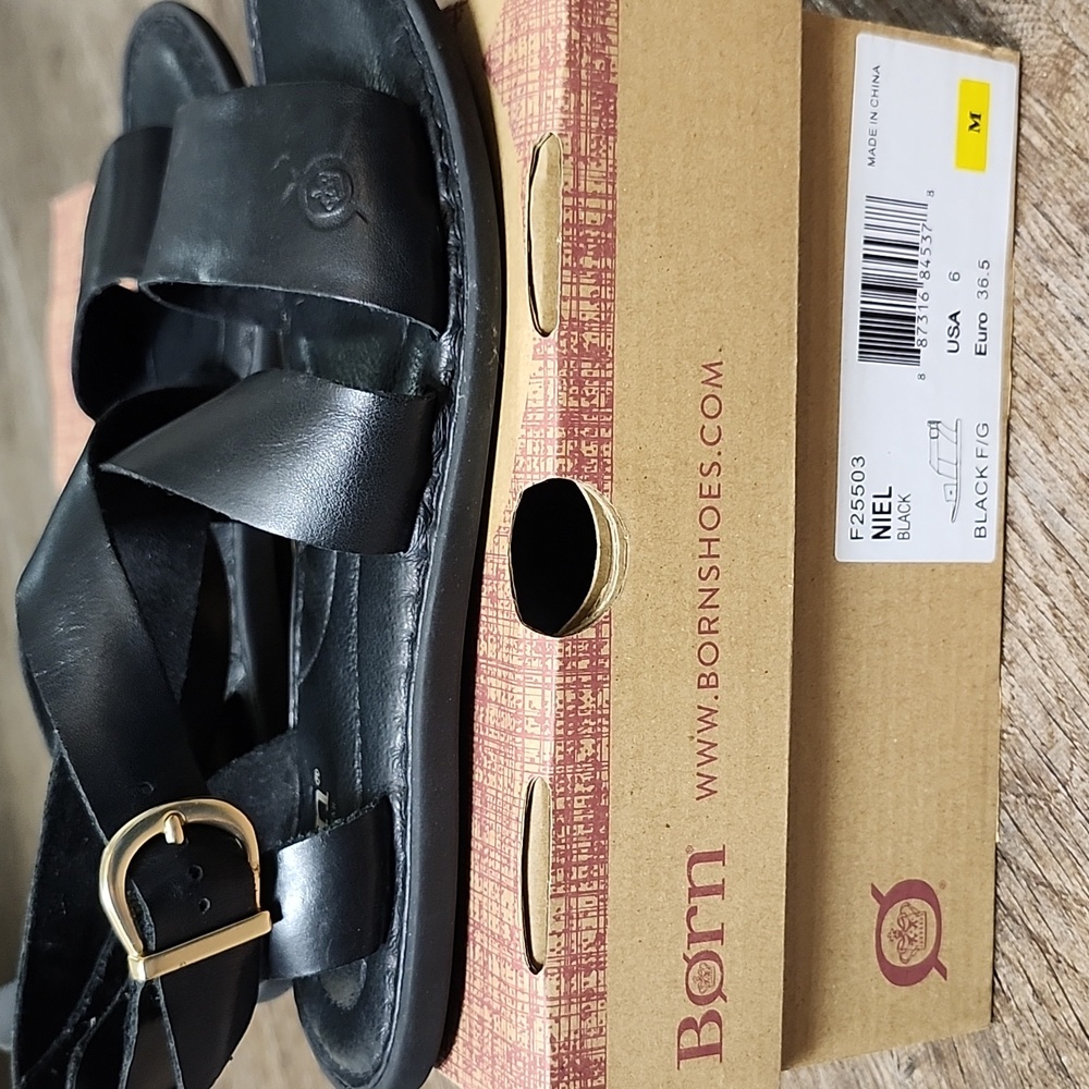 Born Niel Leather Sandal - Picture 6 of 7